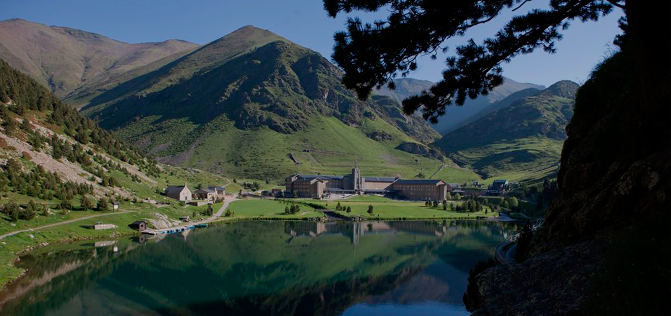 Reason # 2 Mountain stations: Vall de Núria and Vallter 2000
